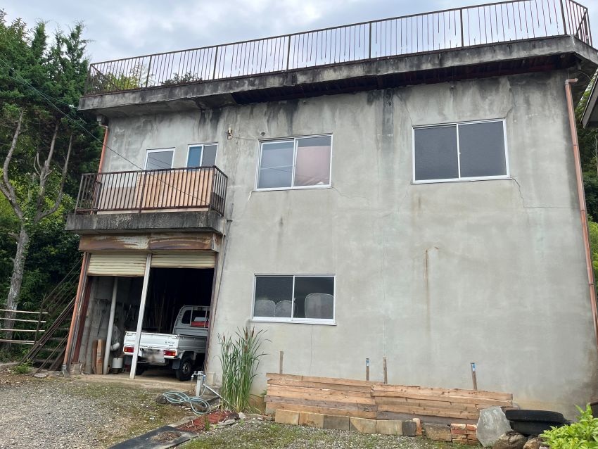 施工事例】㊷：鉄骨造陸屋根倉庫兼住居（空き家）解体撤去工事、費用 
